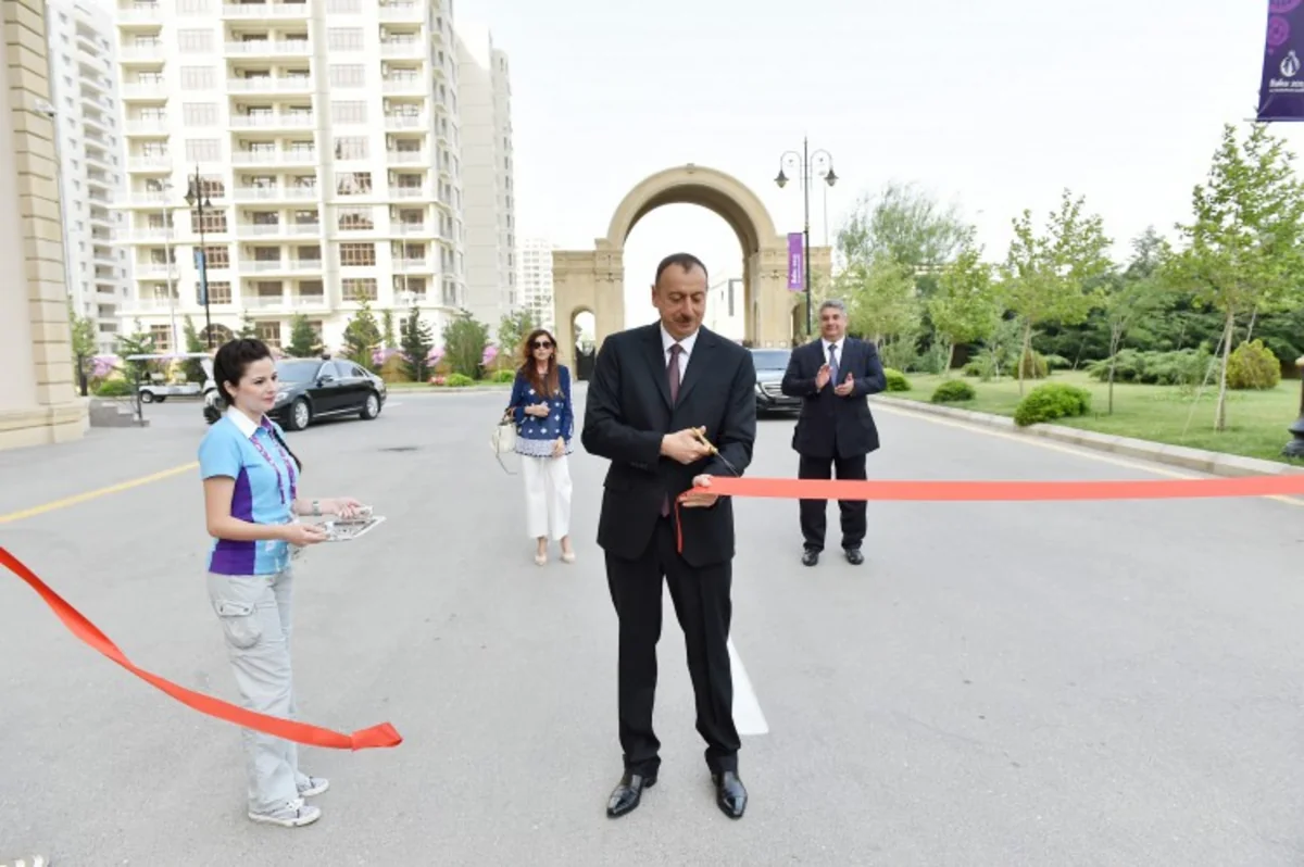 ​Prezident İlham Əliyev birinci Avropa Oyunlarının Atletlər və Media kəndlərinin açılışlarında iştirak edib
