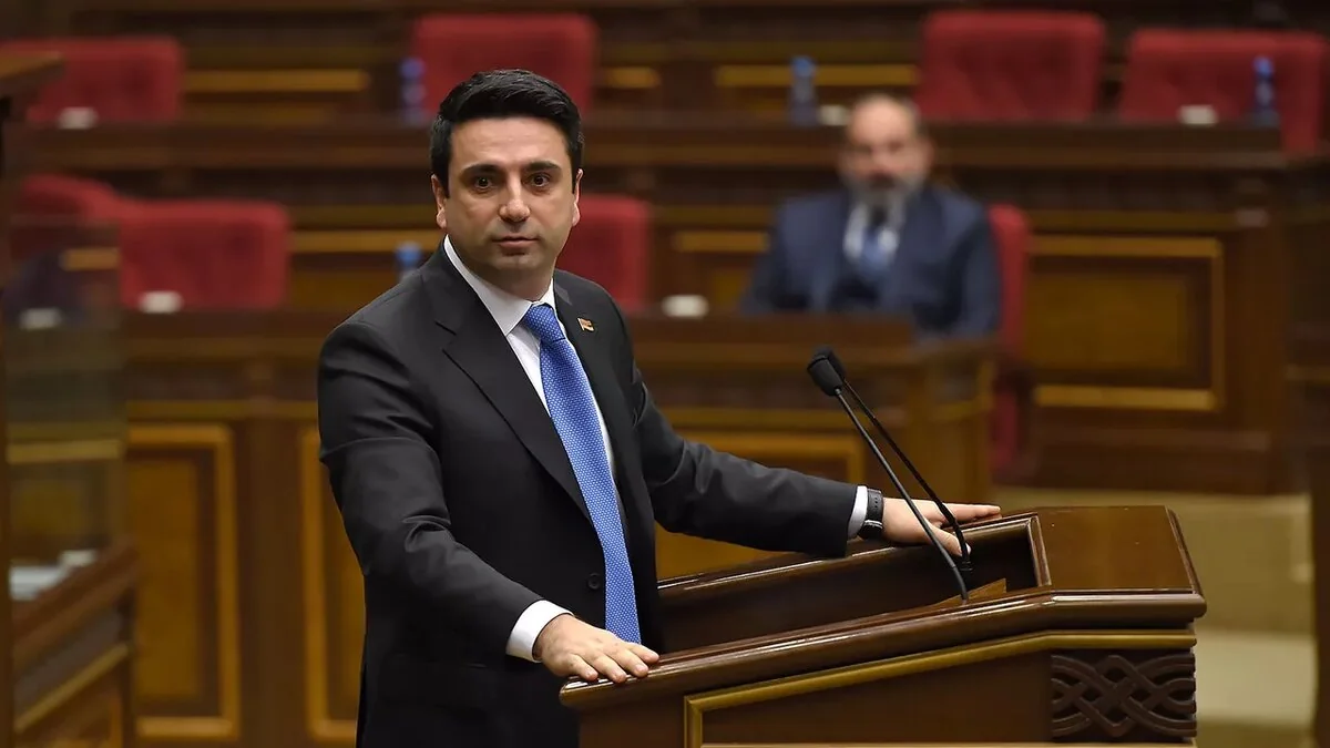 Ermənistan parlamentinin sədri: Hər 3 keçmiş prezidentimiz siyasi meyitlərdir