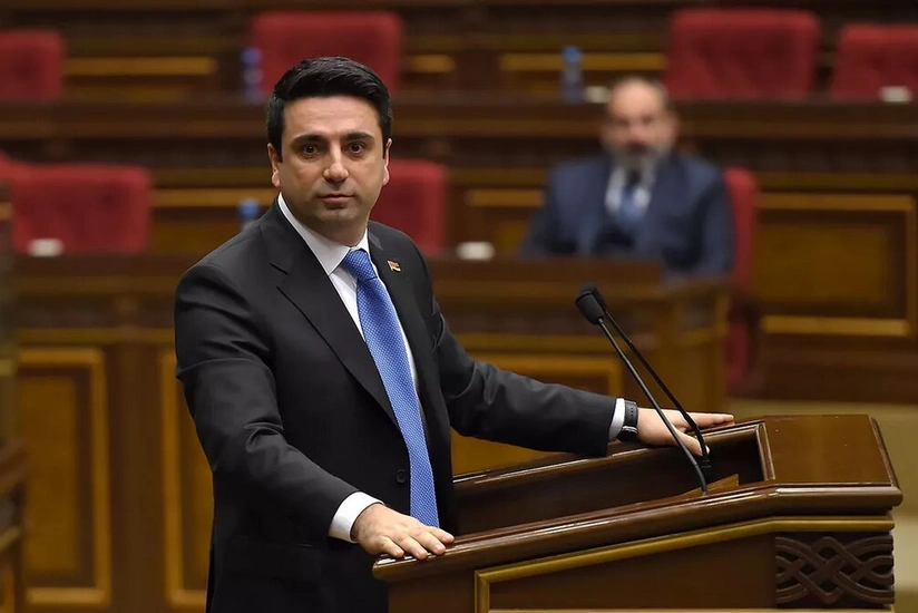 Ermənistan parlamentinin sədri: Hər 3 keçmiş prezidentimiz siyasi meyitlərdir