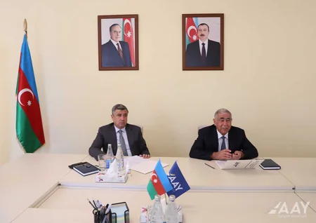 Saleh Məmmədov İsmayıllı və Ağsu rayonlarından olan vətəndaşları qəbul edib