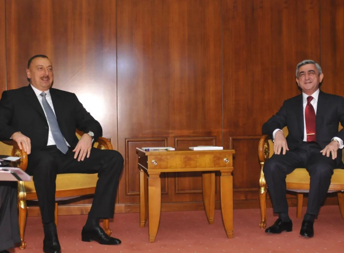 Uelsdə Azərbaycan, Ermənistan prezidentlərinin və ABŞ dövlət katibinin birgə görüşü olub