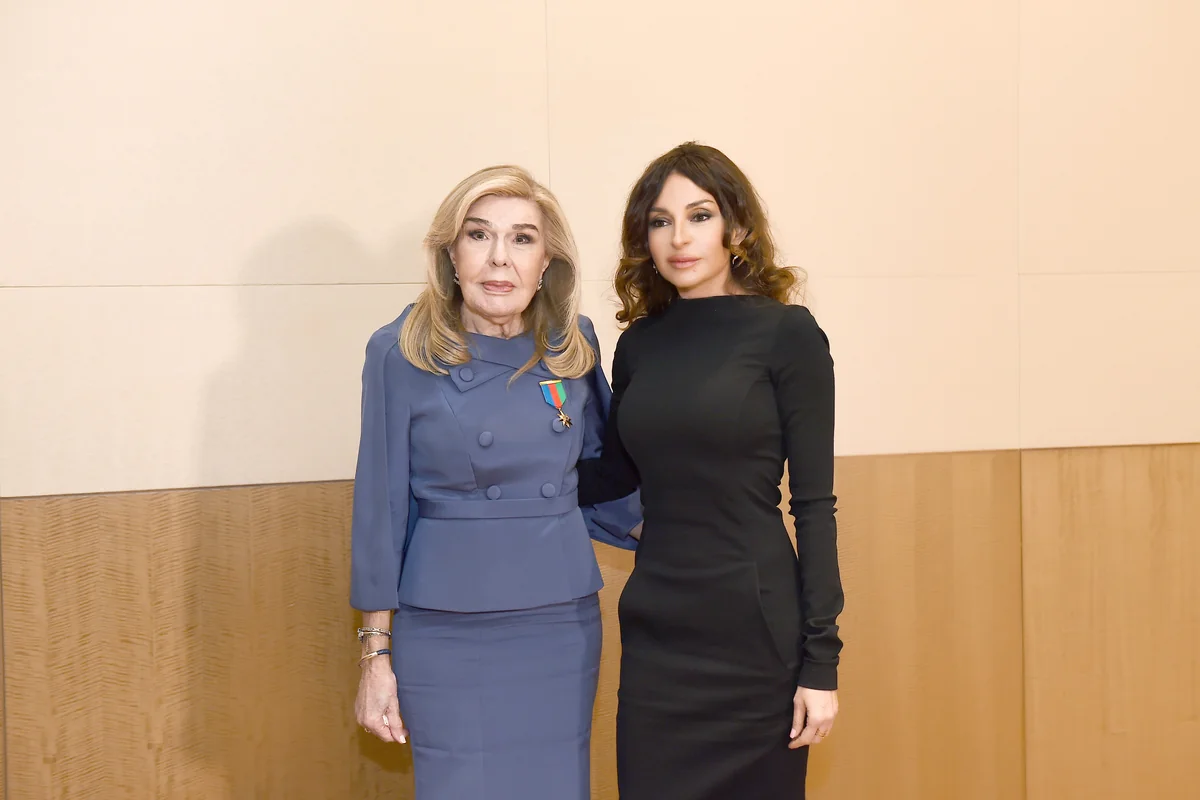 First Vice-President Mehriban Aliyeva meets with president of ELPIDA Association