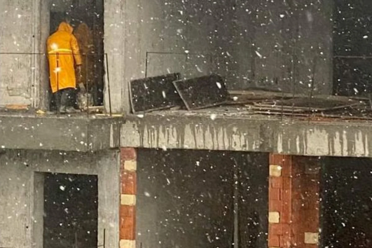 Dövlət Əmək Müfəttişliyi küləkli hava şəraiti ilə bağlı işəgötürənlərə müraciət edib