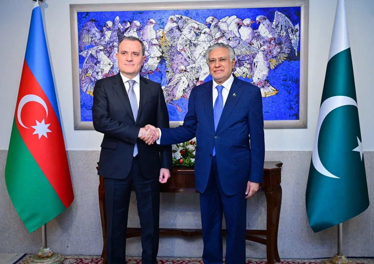 Azərbaycan və Pakistan XİN başçılarının müzakirə etdiyi məsələlər açıqlanıb - YENİLƏNİB