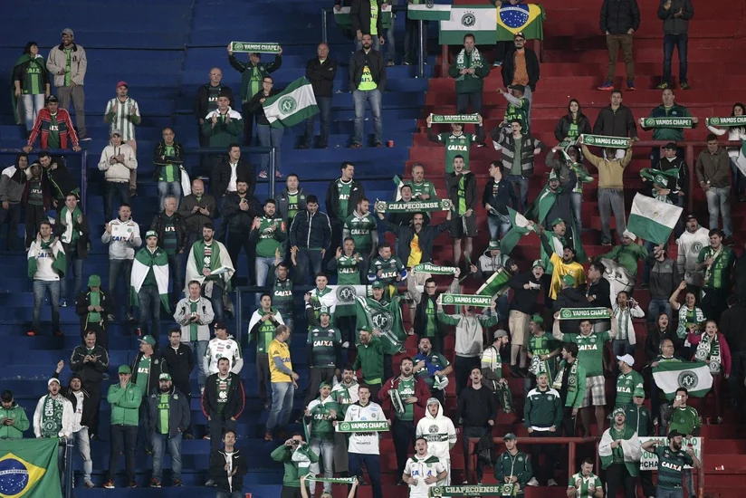 Финал Южноамериканского кубка отложен из-за авиакатастрофы в Колумбии