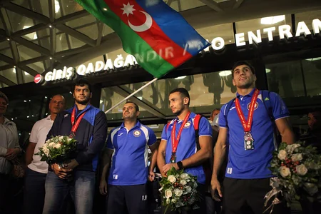 Azərbaycan cüdoçuları Macarıstandan 4 medalla Bakıya qayıdıblar - FOTO