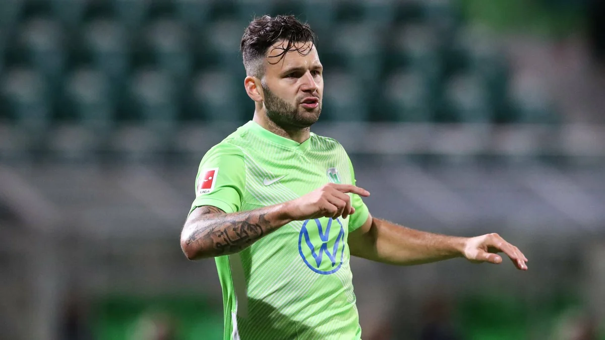 Bundesliqa klubunun futbolçusunda koronavirus aşkarlandı