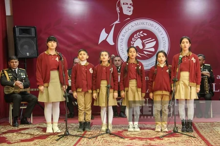 Mübariz İbrahimovun doğum gününə həsr olunmuş Tarix yazan qəhrəman adlı tədbir keçirilib