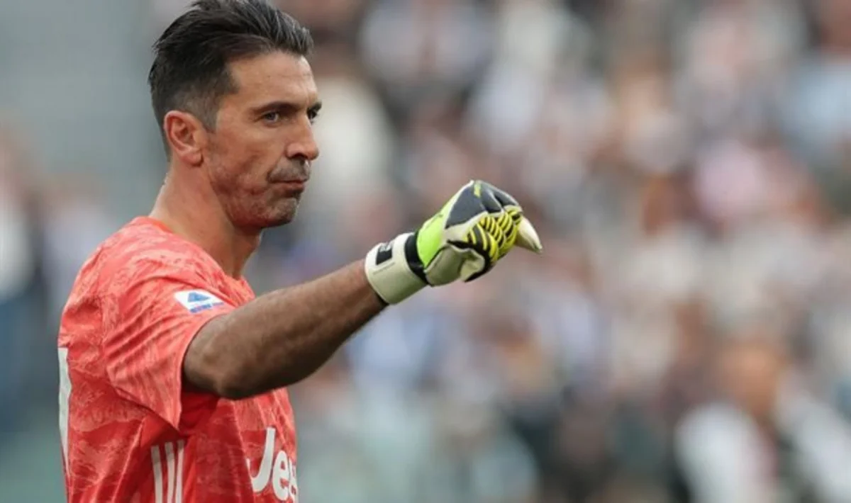 Buffon Maldiniyə məxsus rekordu təzələyib