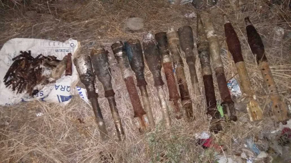 Gəncədə ev və həyətyanı sahədə 74 ədəd partlamamış hərbi sursat aşkarlanıb - FOTO