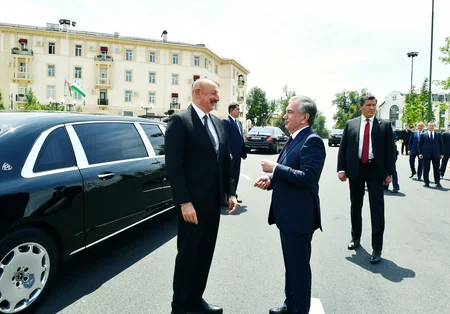 Ilham Aliyev, Shavkat Mirziyoyev attend opening of Heydar Aliyev Square in Tashkent