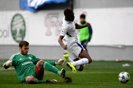 UEFA Gənclər Liqası: Qarabağ Çelsi ilə oyunda qələbə hesabını qoruya bilməyib