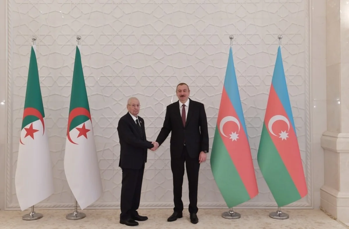 President Ilham Aliyev met with President of Algeria Abdelkader Bensalah