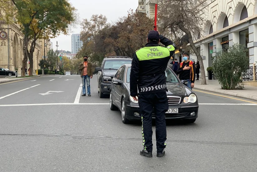 В Азербайджане память шехидов почтили минутой молчания