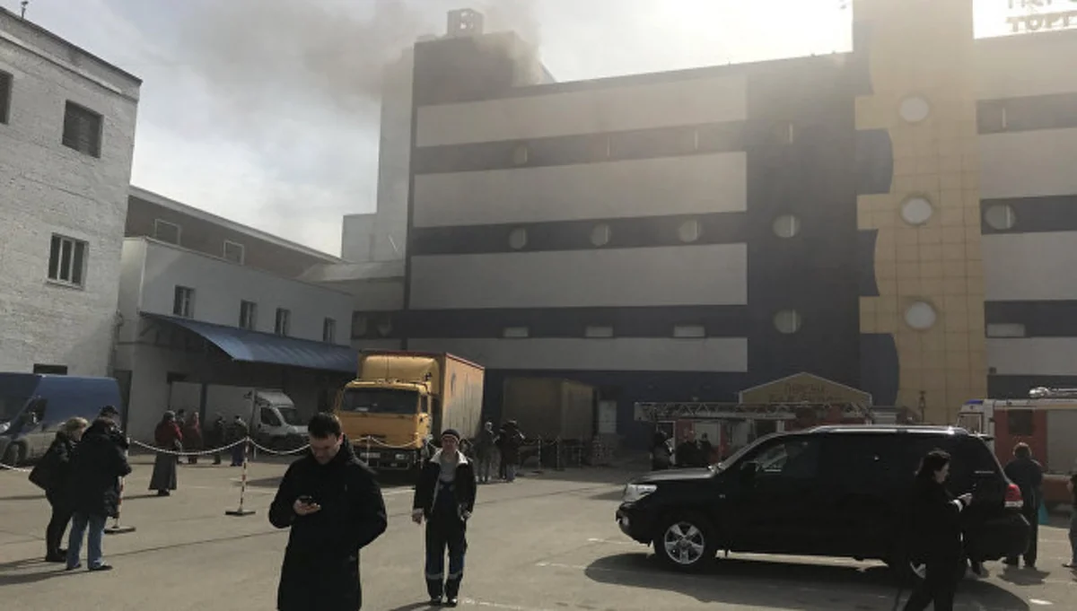 Moskvada ticarət mərkəzində baş verən yanğında bir nəfər ölüb, üç nəfər yaralanıb - YENİLƏNİB