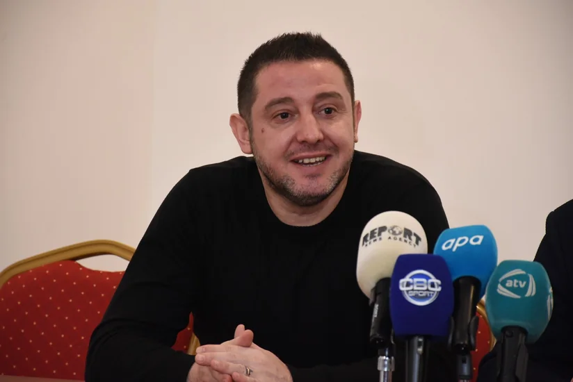 Türkiyə millisinin sabiq futbolçusu Bakıda