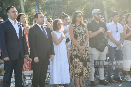 Dənizkənarı Milli Parkda “Oxuyan gələcək” adlı kitab sərgisi təşkil edilib