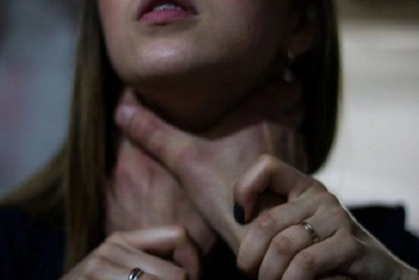 Bərdədə ər arvadını əlləri ilə boğub öldürüb