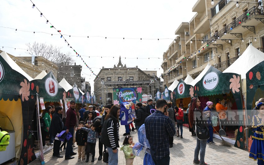 Bakıda Novruz şənliyi və bahar havası - FOTOREPORTAJ