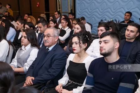 “Qalib Lider faktoru: Ölkəmizin dünyada artan nüfuzu və yeni reallıqlar” mövzusunda konfrans keçirilib