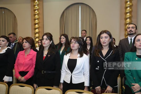 Vəkilliyə namizədlər and içib, müvafiq qərarlar qəbul edilib