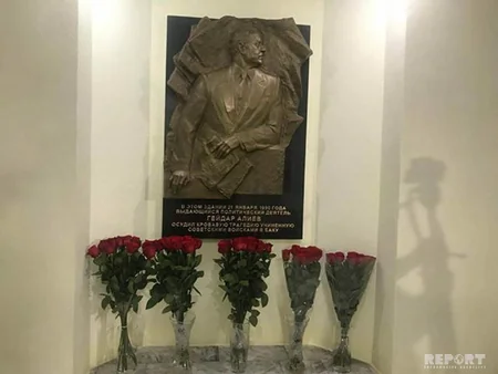 Allahşükür Paşazadə Rusiya azərbaycanlıları ilə görüşüb - VİDEO - YENİLƏNİB