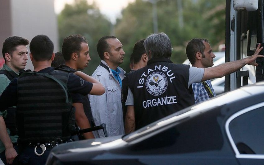 Türkiyədə dövlət çevrilişi cəhdinə görə 992 hərbçi barəsində həbs qərarı verilib - YENİLƏNİB