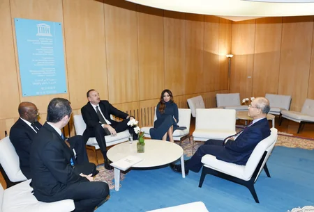 ​İlham Əliyev UNESCO Baş Konfransının 38-ci sessiyasının Liderlər Forumunda iştirak edib