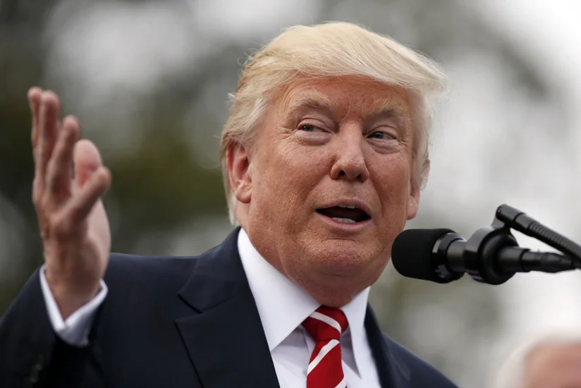 ABŞ prezidentinin reytinqi yüksəlməyə başlayıb