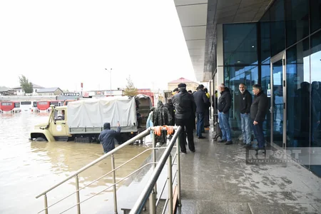 Bakıda yağıntının fəsadları: Drenaj sistemlər sovet dövründən qalıb, bəzilərinin istismar müddəti bitib - RƏSMİ - YENİLƏNİB