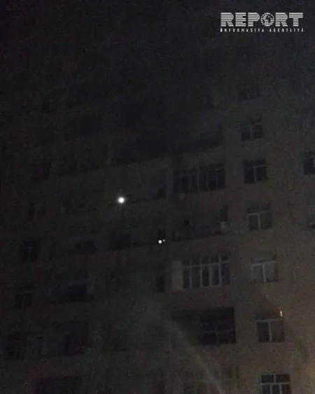 Bakıda 16 mərtəbəli binada yanğın olub, 10 nəfər tüstüdən zəhərlənib - FOTO - YENİLƏNİB
