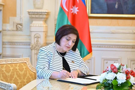 Между парламентами Азербайджана и Сербии подписан меморандум о взаимопонимании