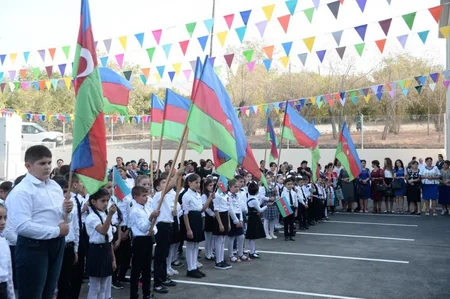 Ağsunun Bico kəndində Heydər Əliyev Fondu tərəfindən inşa olunan yeni məktəb binası istifadəyə verilib