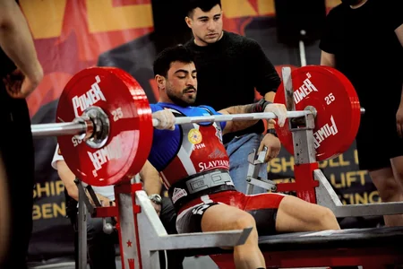 Азербайджанские пауэрлифтеры стали чемпионами мира