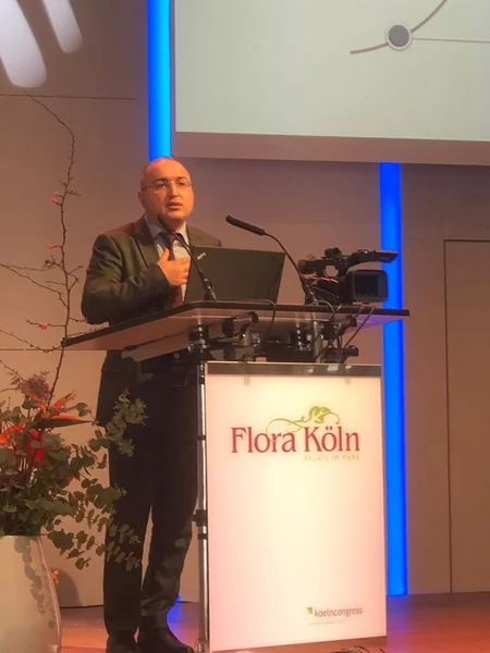Köln şəhərində Almaniyadakı Azərbaycanlı Həkimlərin I forumu işə başlayıb