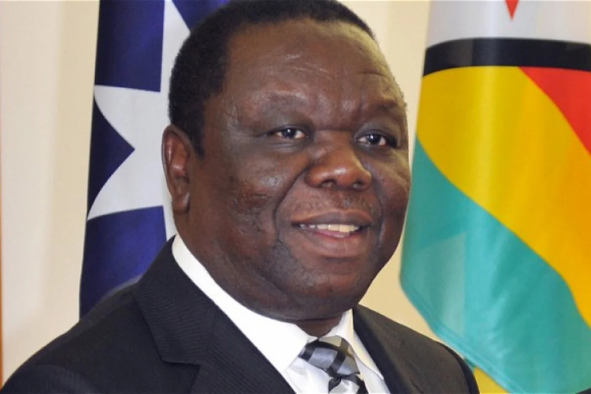 Zimbabve prezidentinin əsas rəqibi olan sabiq baş nazir ölkəyə qayıdıb