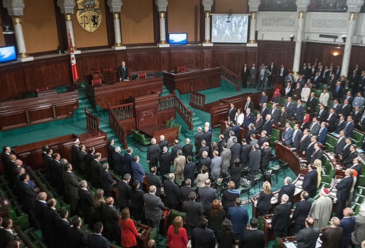 Tunis parlamentinə yeni spiker seçilib