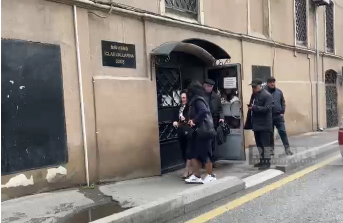 BSU-nun sabiq rektoru məhkəmədə dindirilib - VİDEO