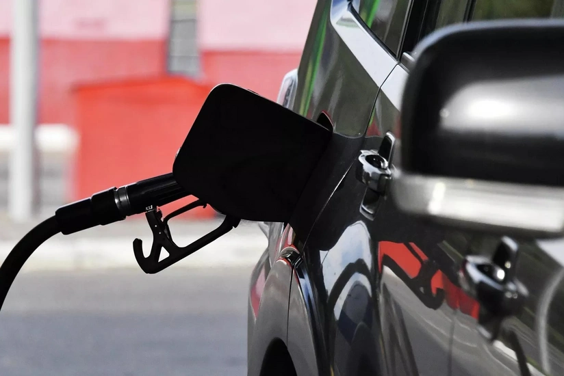 Забастовка сотрудников НПЗ во Франции вызвала дефицит топлива в стране