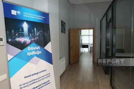 Jurnalistlər Dövlət İmtahan Mərkəzinin yeni imtahan korpusu ilə tanış olub