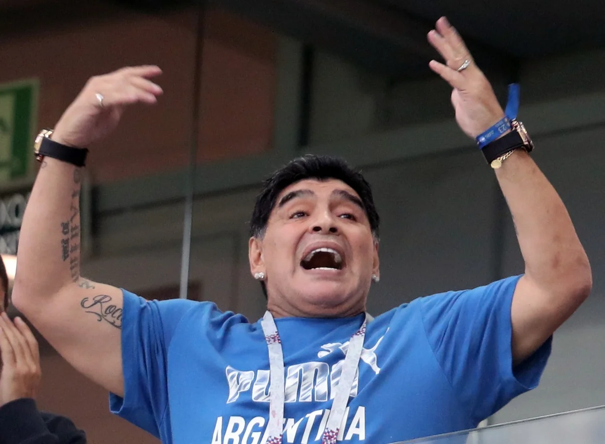 Dieqo Maradona xəstəxanaya yerləşdirildiyinə dair xəbərləri təkzib edib