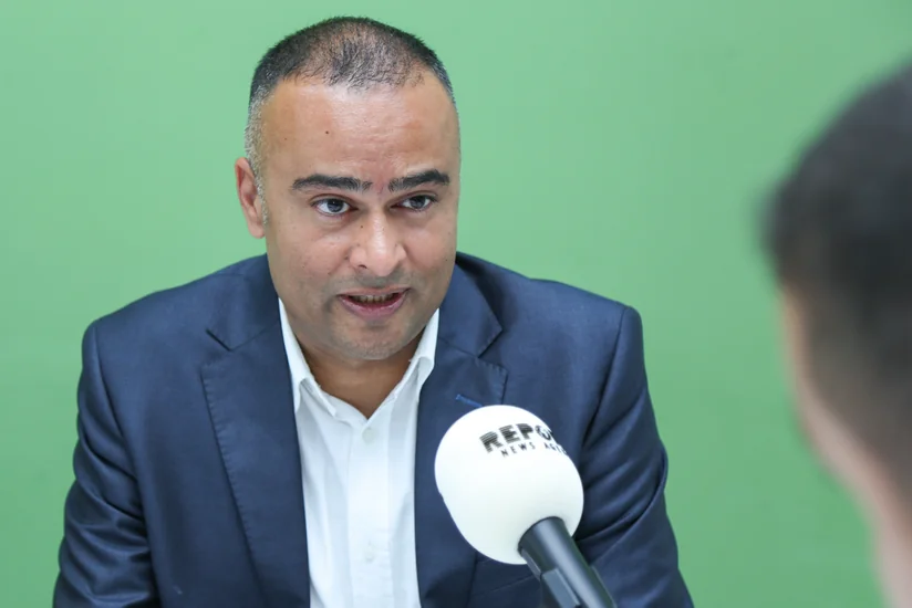 BBF-də gənc sahibkarlara təlim keçən Manu Şarma: “Azərbaycanda da ən azından Kanadadakı qədər sosial sahibkarlığa maraq var” - MÜSAHİBƏ