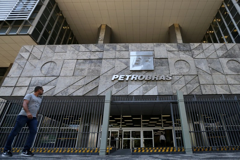 Власти Бразилии обсудят возможную приватизацию Petrobras