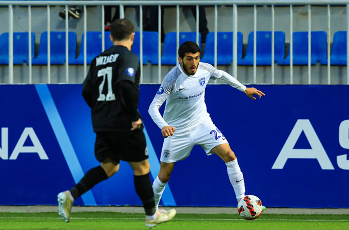 Sabah futbolçusu ilə müqaviləni uzadıb