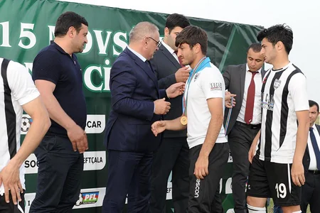 ​Futbol üzrə I Divizionun qalibi mükafatlandırılıb