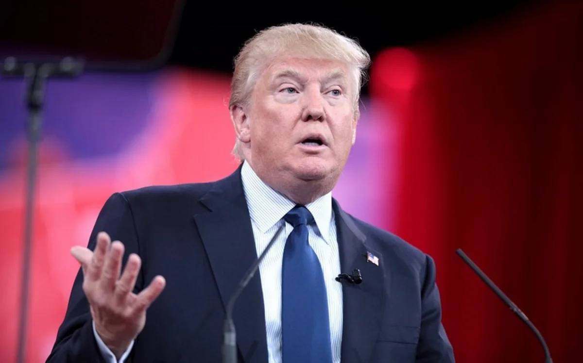 Tramp yenidən seçkidə qalib gəldiyini iddia edib