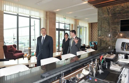 ​Prezident İlham Əliyev “İnturist” hotelinin açılışında iştirak edib