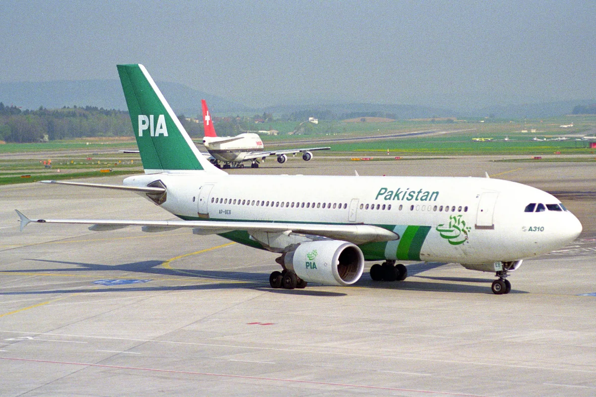 ​Pakistanda pilotlar tətil edib, 70 aviareys təxirə salınıb