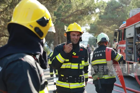Neft məhsulları saxlanılan çənlərdə yanğınların söndürülməsi” mövzusunda yanğın-taktiki təlim keçirilib