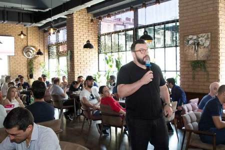 “Report”u təmsil edən komanda “Nar”ın təşkil etdiyi intellektual yarışmada II yeri tutub